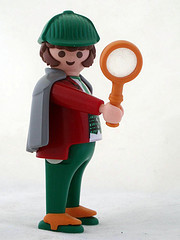 sherloholmes-con-lupa